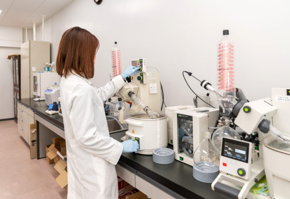 中外医薬生産株式会社